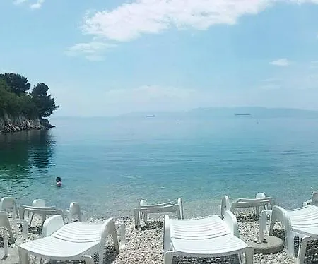 Emma Apartmán